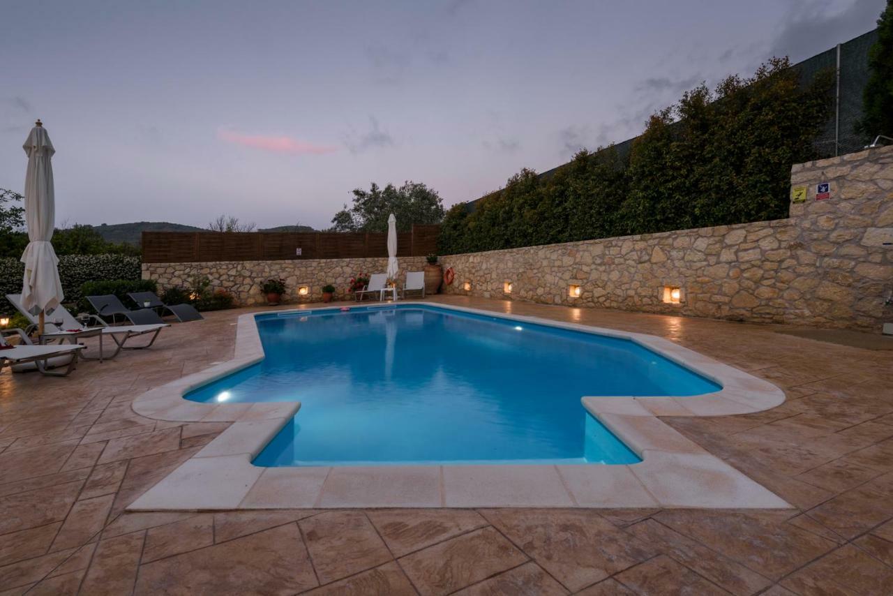 Alia Stone Villa-Ideal For Families-Heated Pool Nohia Extérieur photo
