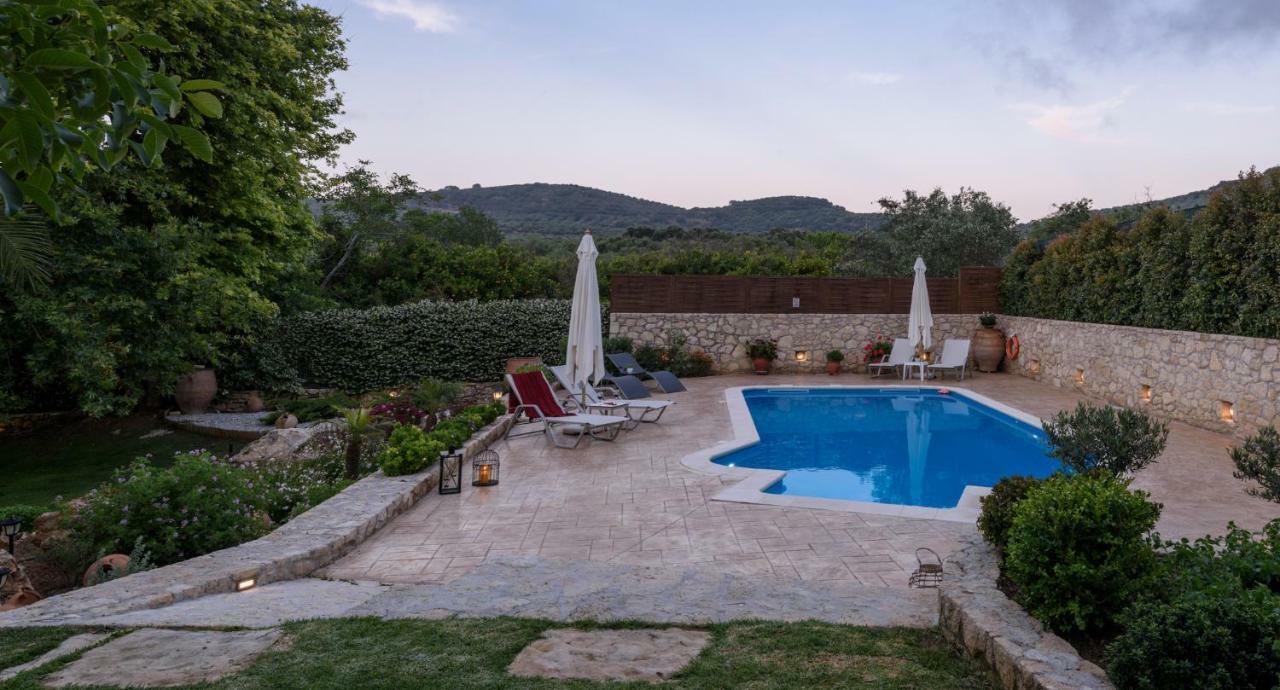 Alia Stone Villa-Ideal For Families-Heated Pool Nohia Extérieur photo